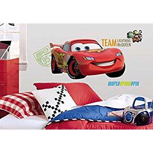 DISNEY CARS 2 SAETTA MCQUEEN ADESIVI PARETE REMOVIBILI