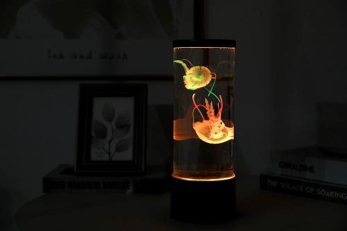 Telecomando a LED Fantasy Jellyfish Lampada USB / Batteria Alimentato  Colore Che cambia il serbatoio della medusa Lampada a LED Lampada rilassante  Umore Luce notturna