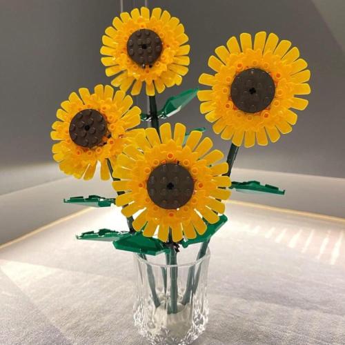 LEGO Creator Girasoli Set di Fiori Finti da Costruire per Bambini da 8  Anni, Bouquet da