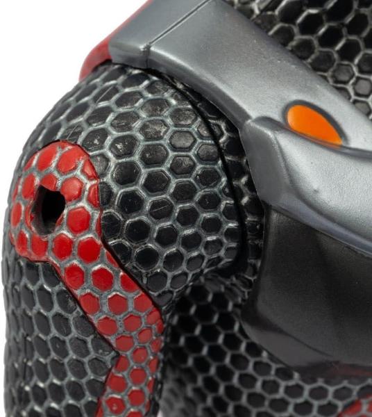 GORMITI THE NEW ERA SCION DEL FUOCO 27 CM CON ARMATURA REMOVIBILE GRV03000