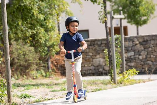 MONOPATTINO A 2 RUOTE DISNEY CARS