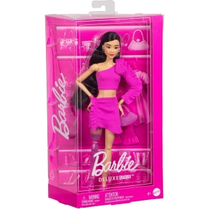 BARBIE - BAMBOLA DELUXE STYLE N.2, CON ABITO BARBIECORE, CAPELLI NERI E PROTESI ALLA GAMBA SCINTILLANTE