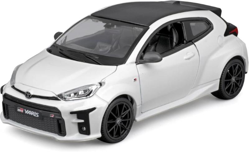 AUTO TOYOTA YARIS GR 2021 BIANCA IN SCALA 1:24