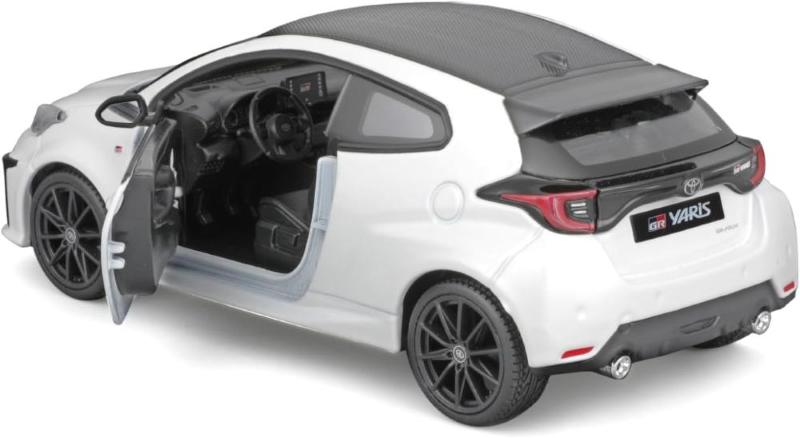 AUTO TOYOTA YARIS GR 2021 BIANCA IN SCALA 1:24