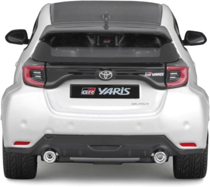 AUTO TOYOTA YARIS GR 2021 BIANCA IN SCALA 1:24