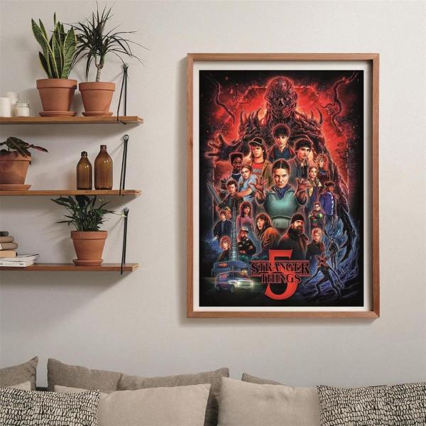 PUZZLE 1000 PZ STRANGER THINGS STAGIONE 5 CON POSTER INCLUSO - 70X50 CM