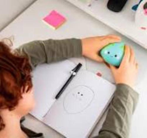 LOL - STRESS LESS GIOCATTOLO ANTISTRESS TRAVEL