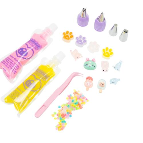 DECODEN GEL ADESIVO SI ILLUMINA AL BUIO CON DECORAZIONI