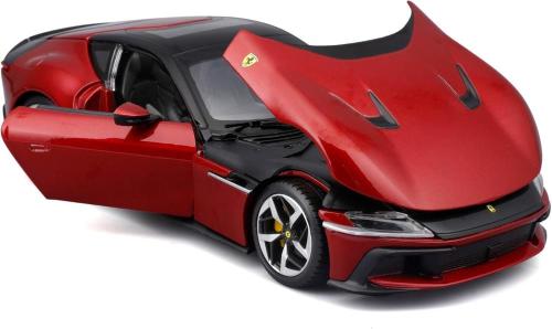 AUTO FERRARI 12 CILINDRI R&P IN SCALA 1:24