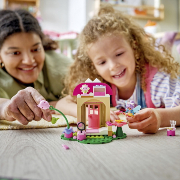 LEGO GABBY'S DOLLHOUSE LA CASA IN GIARDINO DI GATTINA FATINA