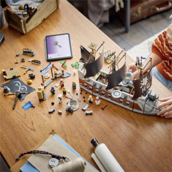 LEGO ONE PIECE LA NAVE DA GUERRA DI GARP