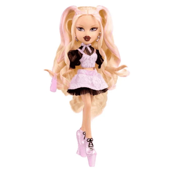 BRATZ STYLIN' BIRTHDAYZ DOLL- CLOE