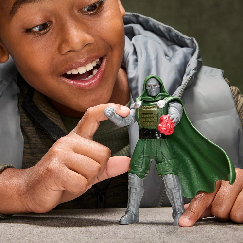 AVENGERS DOOMSDAY FEATURE FIGURE DOOMSDAY DR. DOOM