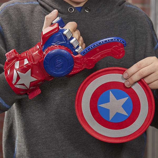 AVENGERS CAPTAIN AMERICA BLAST POWER MOVES SCUDO