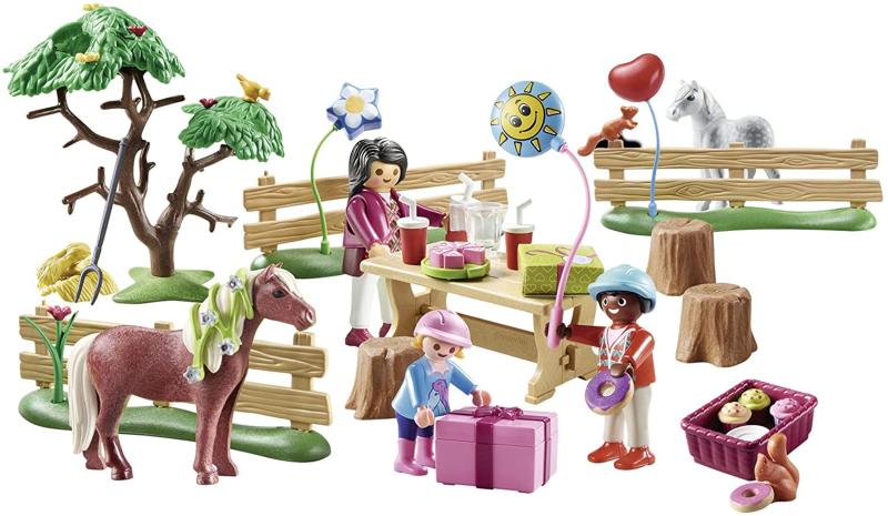 PLAYMOBIL COUNTRY FESTA DI COMPLEANNO AL MANEGGIO